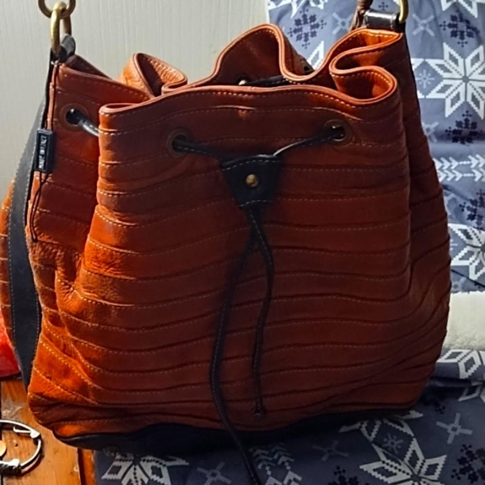 A LL DUCA genuine leather made in Italy